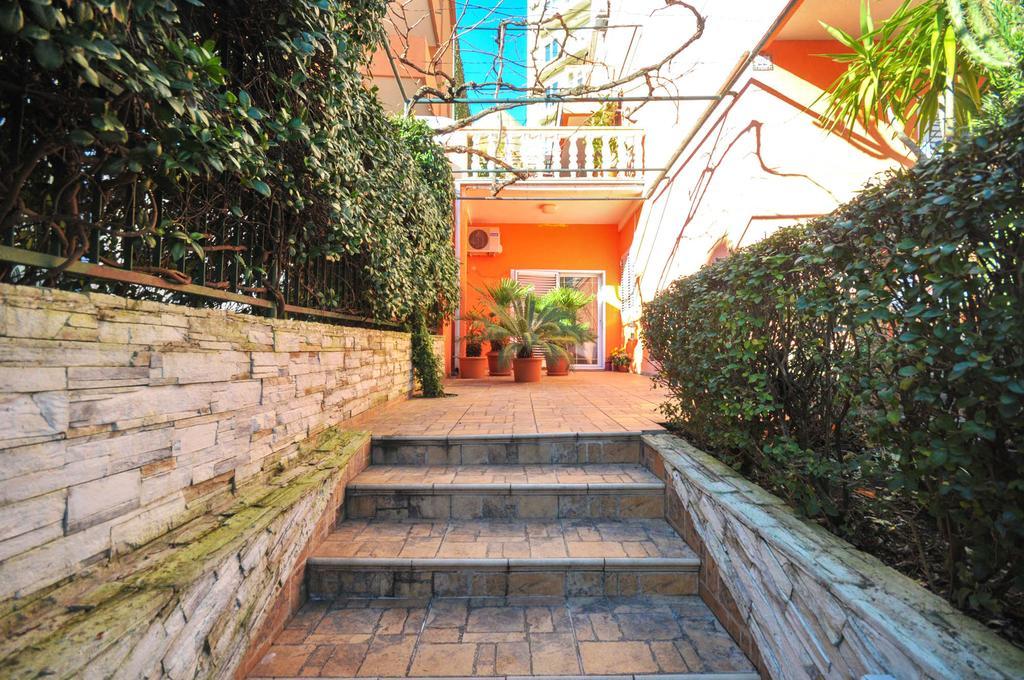 Apartments Orange Будва Экстерьер фото